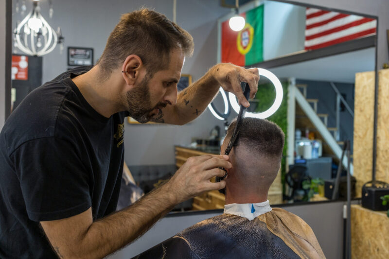 Corte de cabelo Ganesha Ink